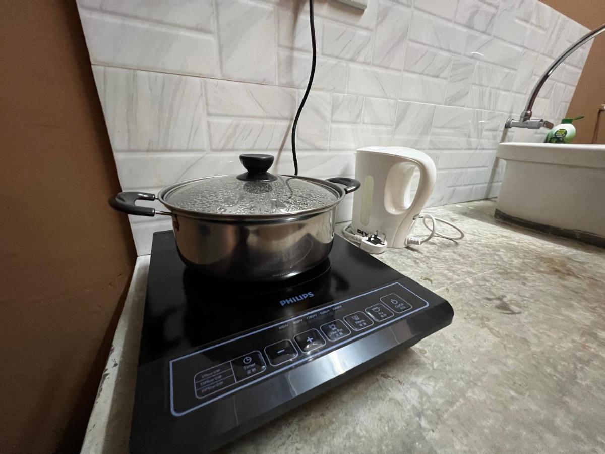 Theatbas Homestay 17 In Seri Iskandar Perak 3 Bedroom Bota Buitenkant foto